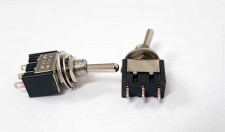 Miniatuur tuimelschakelaars 1 x om, 250 volt, 2 stuks