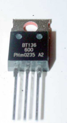 BT136-600 TRIAC