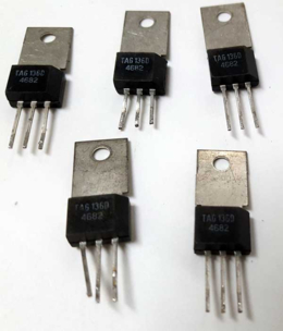TAG136D triac,s 5 stuks