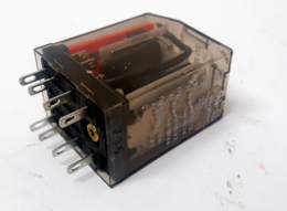 Relais 220V SCHRACK