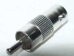 Adapter BNC fem-tulp male