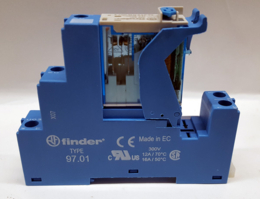 FINDER 12Volt relais
