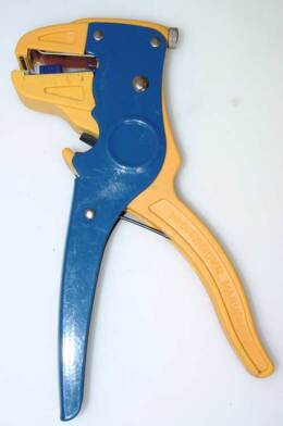 Automatische draadstriptang.
