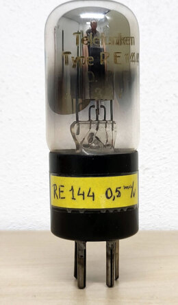 TELEFUNKEN RE144