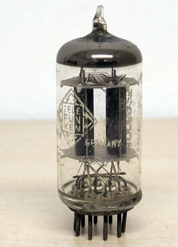 ECC82 TELEFUNKEN