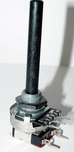 RADIOHM potmeters met schakelaar, log.