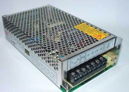 MEANWELL voeding 7V-20Amp (5,6-9V)