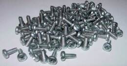 M4 boutjes 100 stuks.